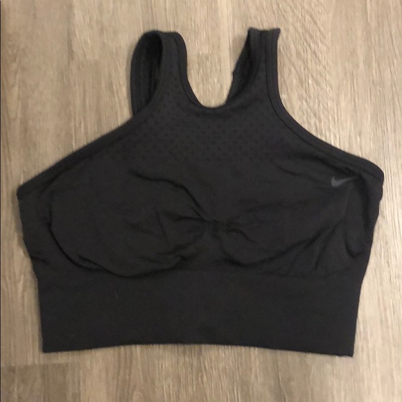 Nike Black High/Narrow Neck Sports Bra